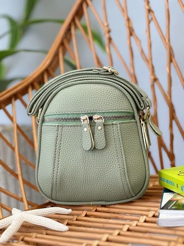 4886 - کیف اسپرت زارا
